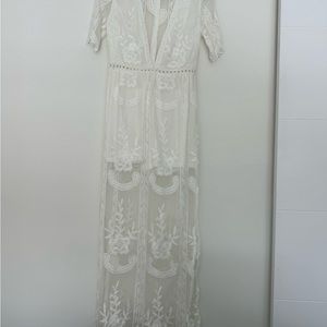 White lace romper -women’s small/medium